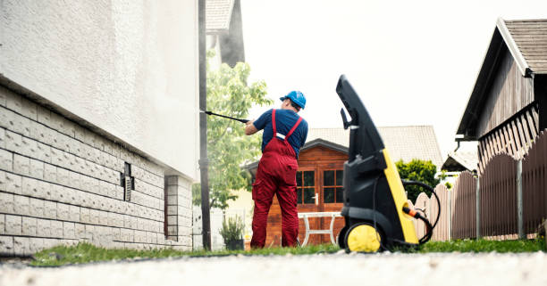 Best Pool Deck Cleaning in , WY